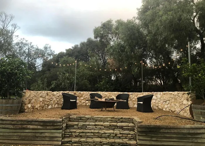 Amande Bed And Breakfast